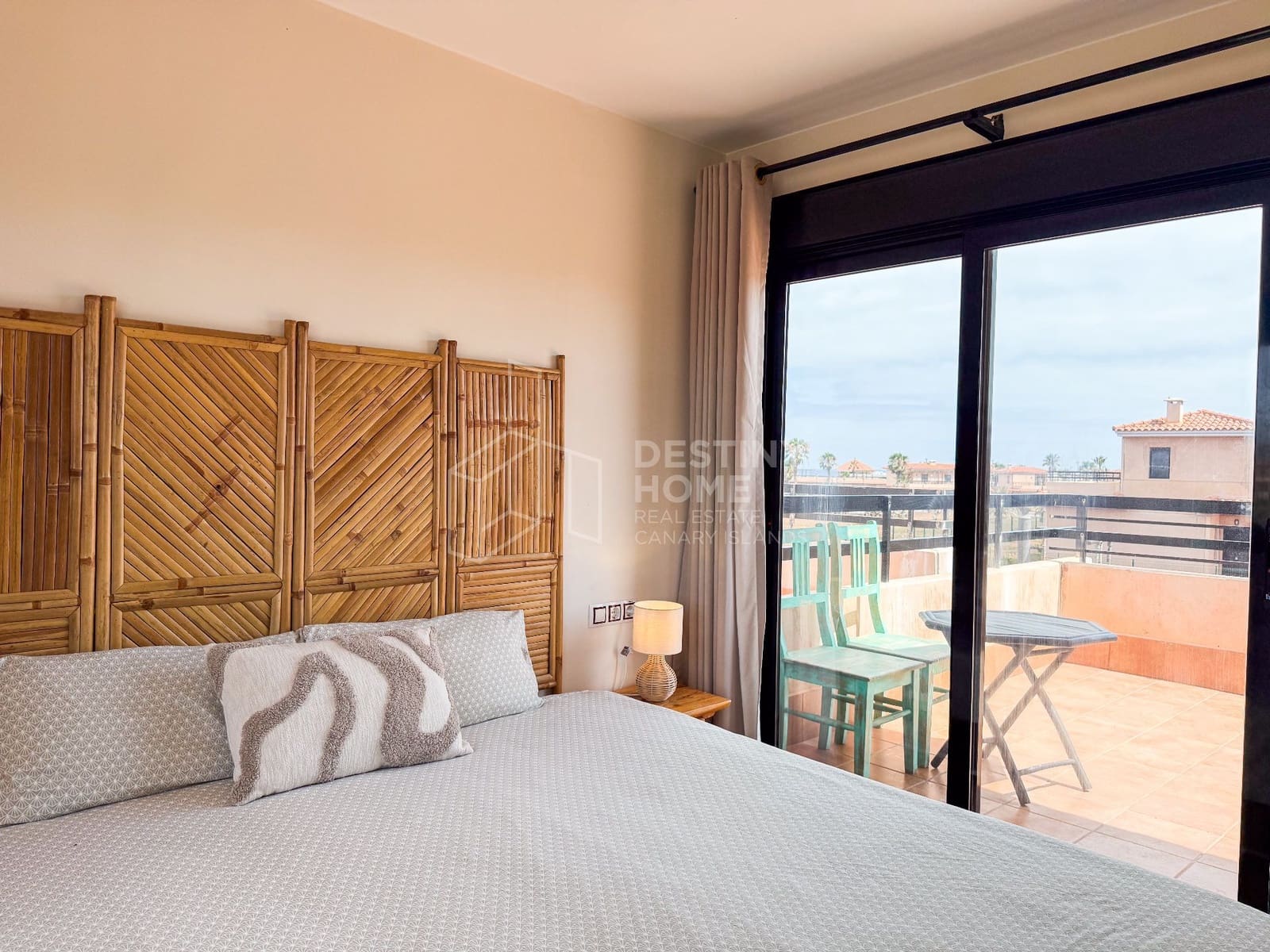 2 bedroom Villa for rent in Lajares with pool - € 1,600 (Ref: 10046929)