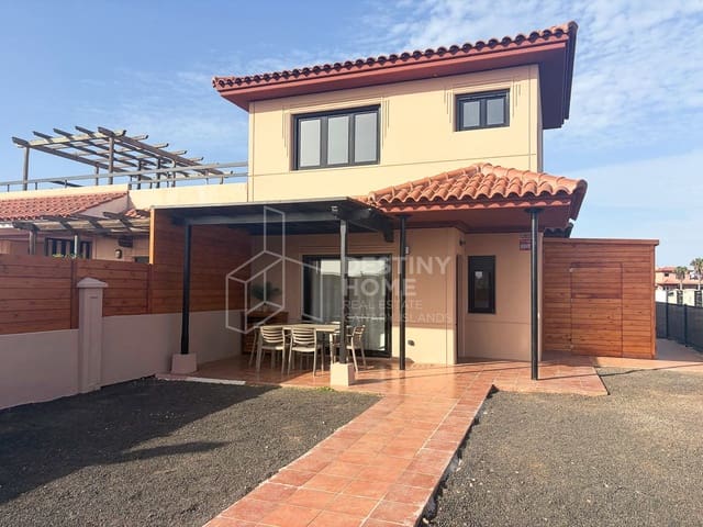Chalet de 2 habitaciones en Lajares, La Oliva en alquiler con piscina - 1.500 € (Ref: 10046929)