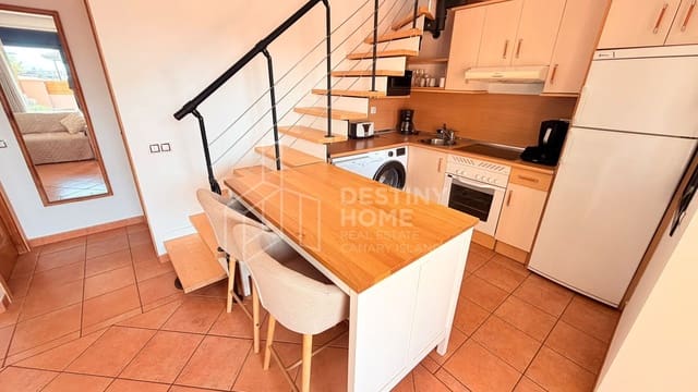 Chalet de 2 habitaciones en Lajares, La Oliva en alquiler con piscina - 1.500 € (Ref: 10046929)