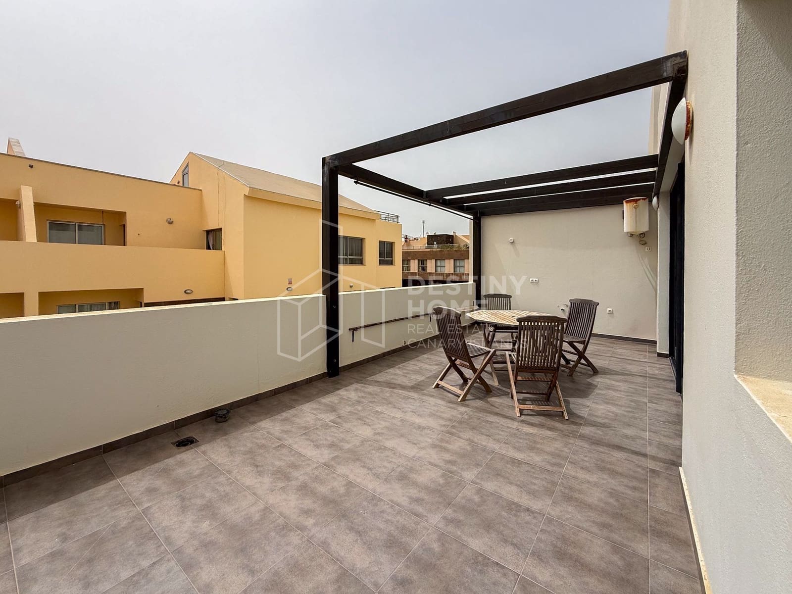 1 Zimmer Apartment zu verkaufen in El Cotillo - 299.000 € (Ref: 10048827)