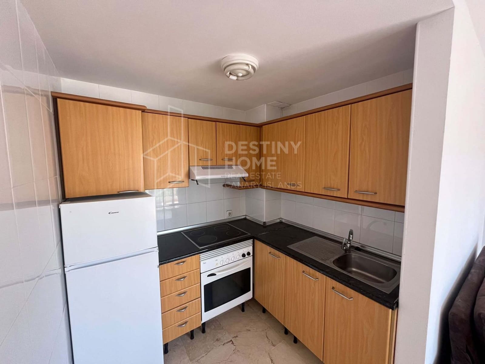 1 bedroom Apartment for sale in Caleta de Fuste with pool garage - € 159,000 (Ref: 10061339)