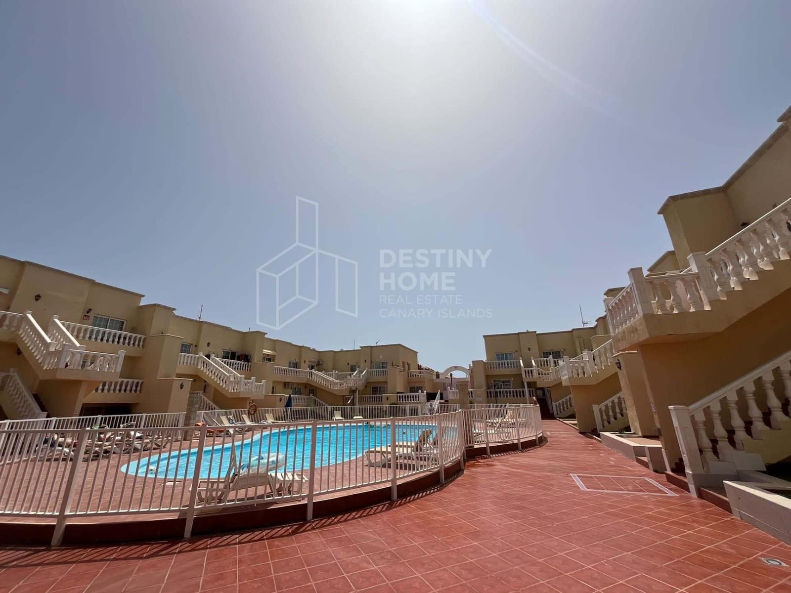 1 bedroom Apartment for sale in Caleta de Fuste with pool garage - € 159,000 (Ref: 10061339)