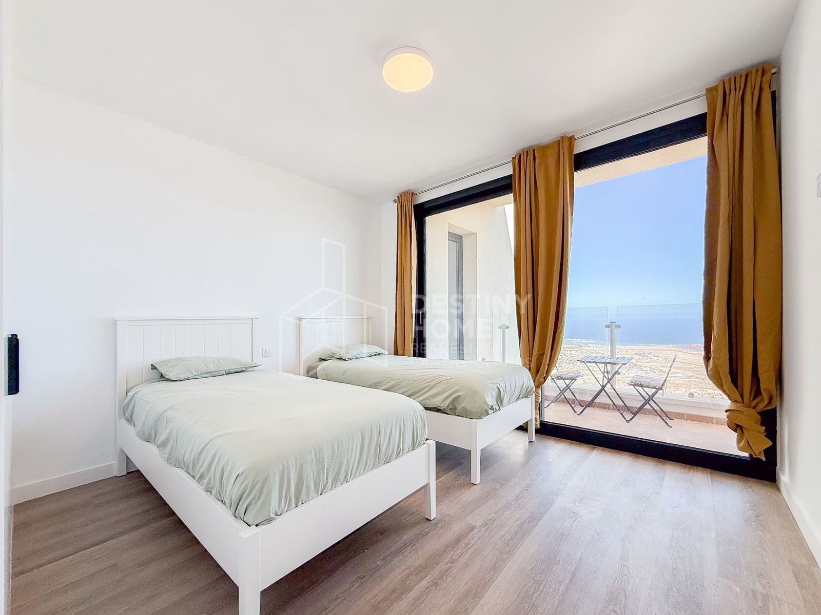 2 Zimmer Wohnung zu vermieten in Caleta de Fuste mit Garage - 2.500 € (Ref: 10075384)