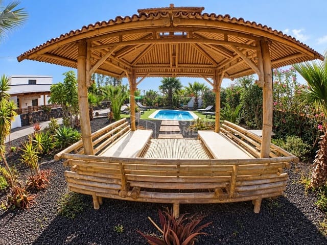 15 sovrum Villa till salu i Lajares, La Oliva med pool garage - 934 500 € (Ref: 10077668)