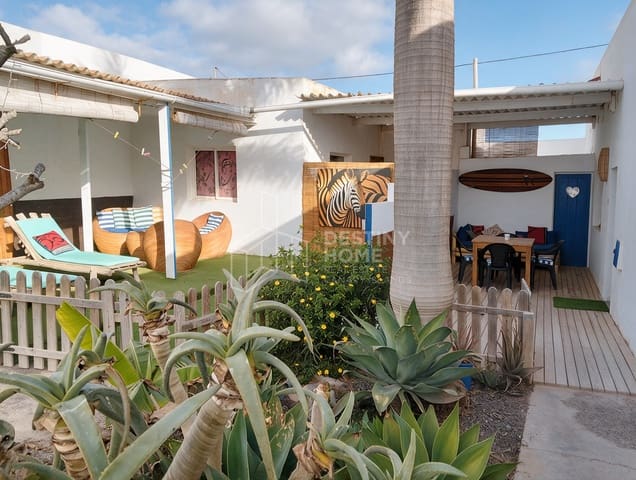 15 sovrum Villa till salu i Lajares, La Oliva med pool garage - 934 500 € (Ref: 10077668)