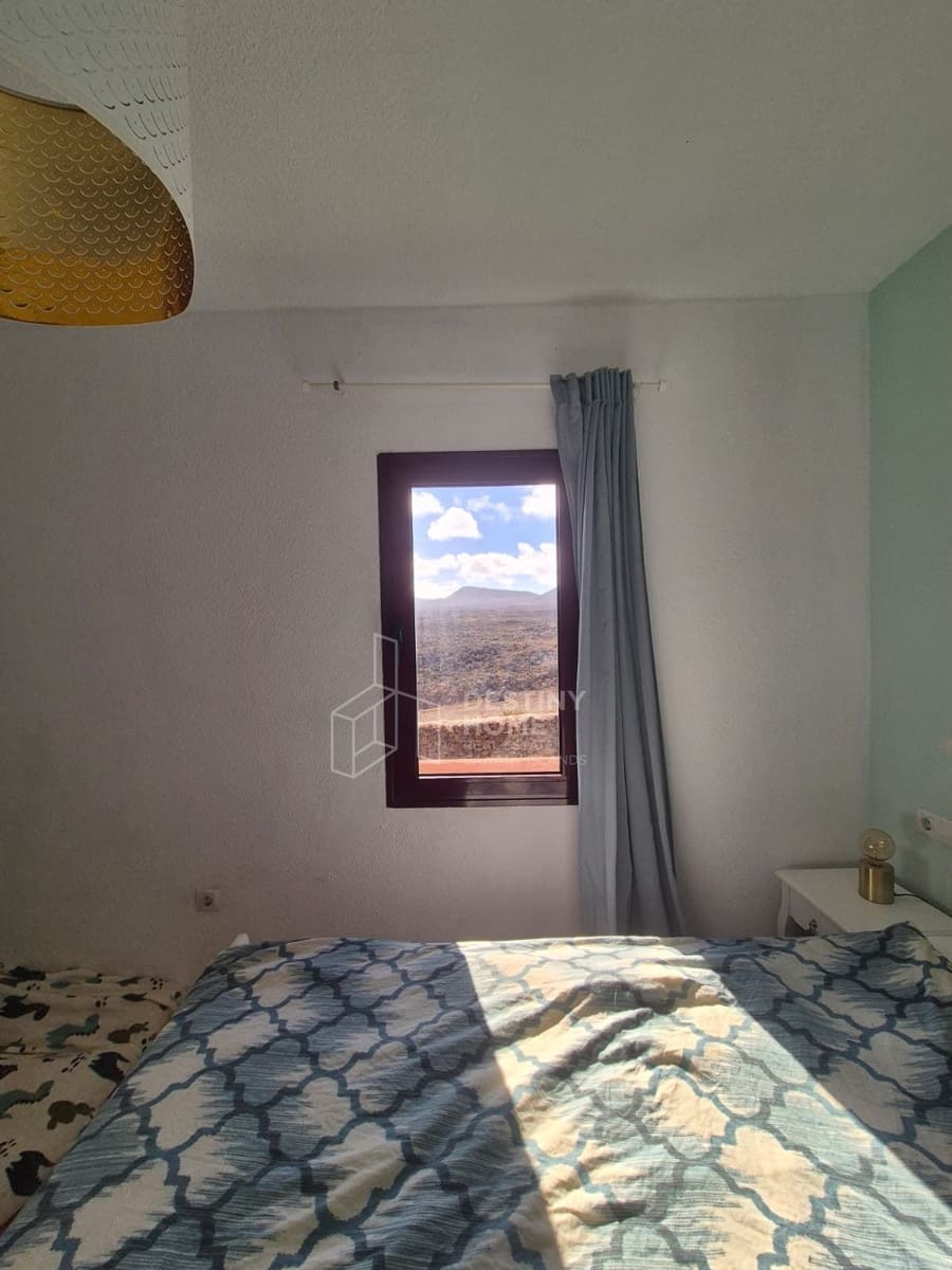 4 chambre Maison de Ville à vendre à Corralejo avec piscine garage - 450 000 € (Ref: 10108958)