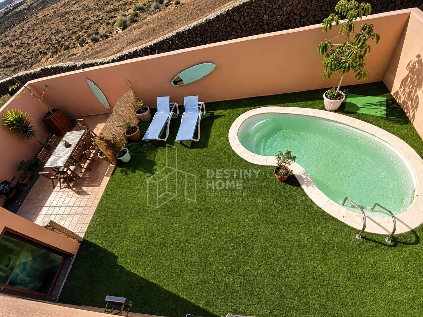 4 chambre Maison de Ville à vendre à Corralejo avec piscine garage - 450 000 € (Ref: 10108958)