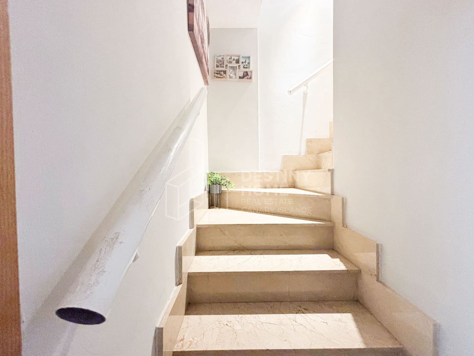 3 sypialnia Dom na sprzedaż w Puerto del Rosario z garażem - 299 500 € (Ref: 10108959)