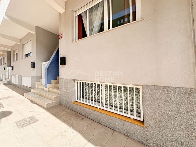 Casa de 3 habitaciones en Puerto del Rosario en venta con garaje - 299.500 € (Ref: 10108959)