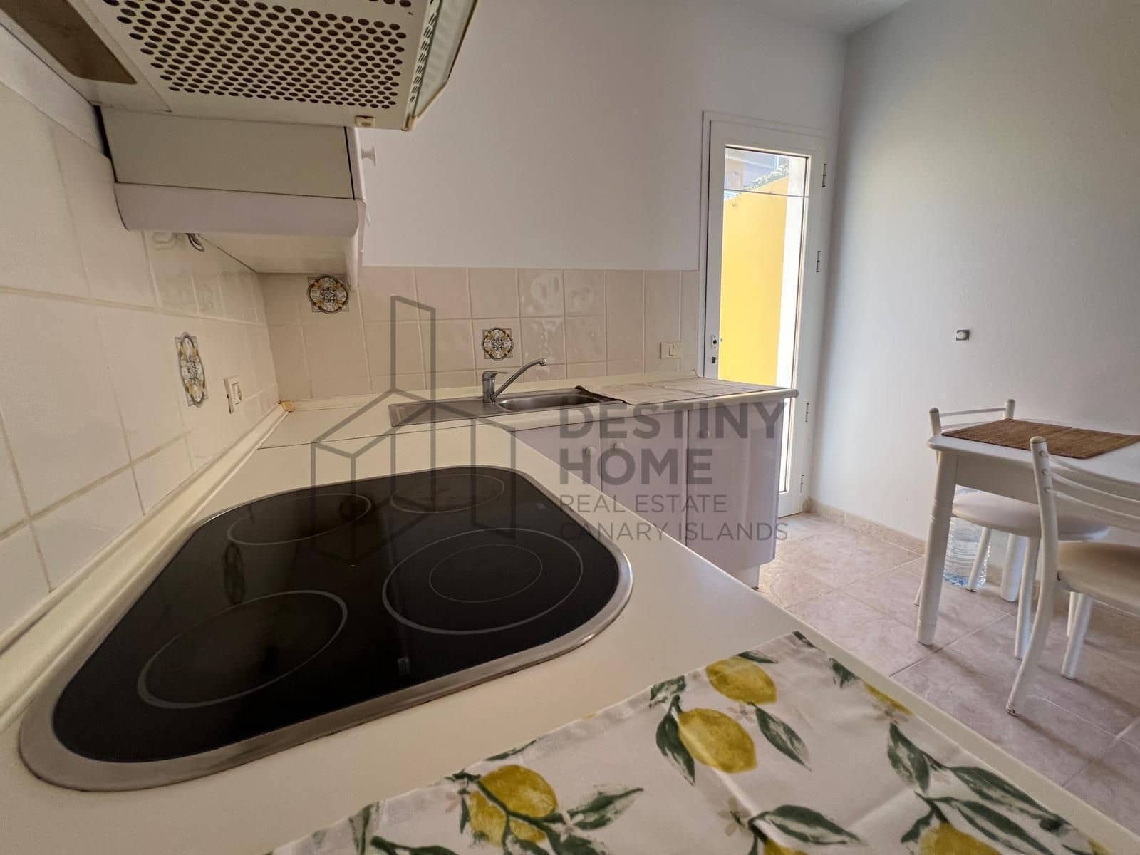 2 bedroom Apartment for sale in Costa Calma - € 235,000 (Ref: 10115413)