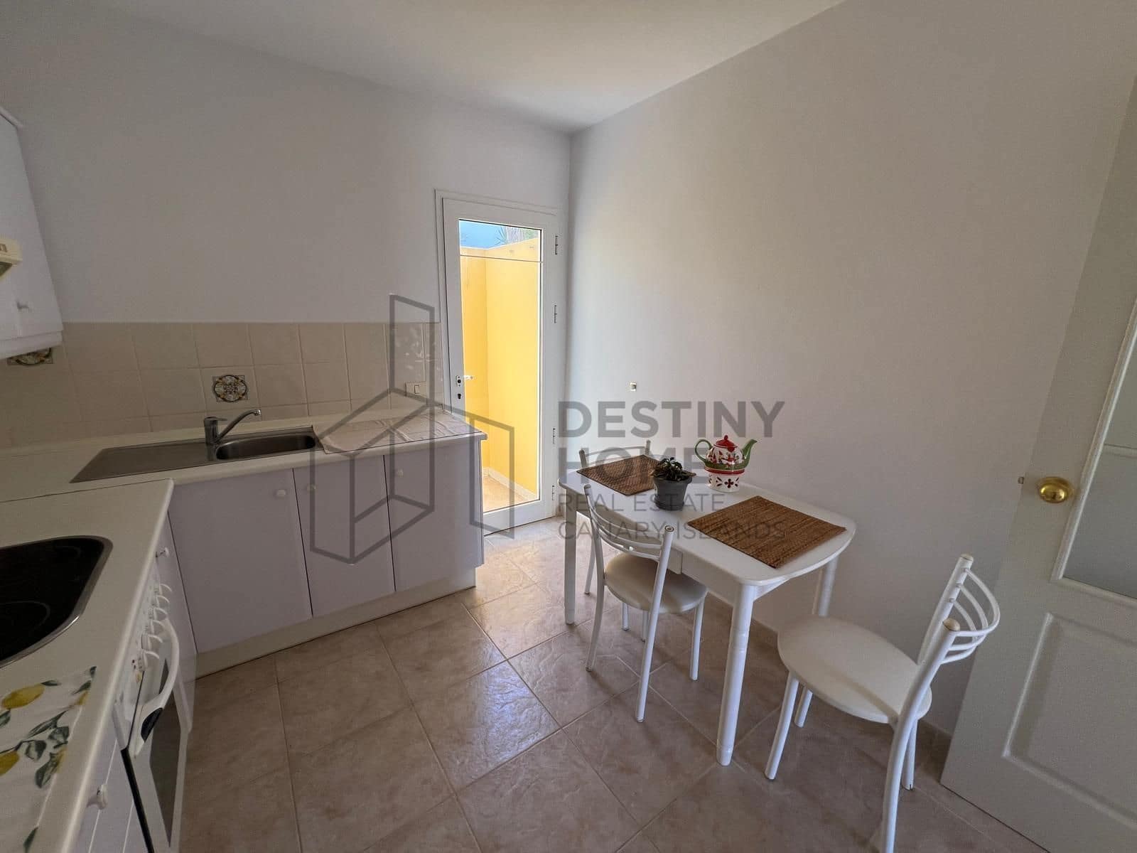 2 bedroom Apartment for sale in Costa Calma - € 235,000 (Ref: 10115413)