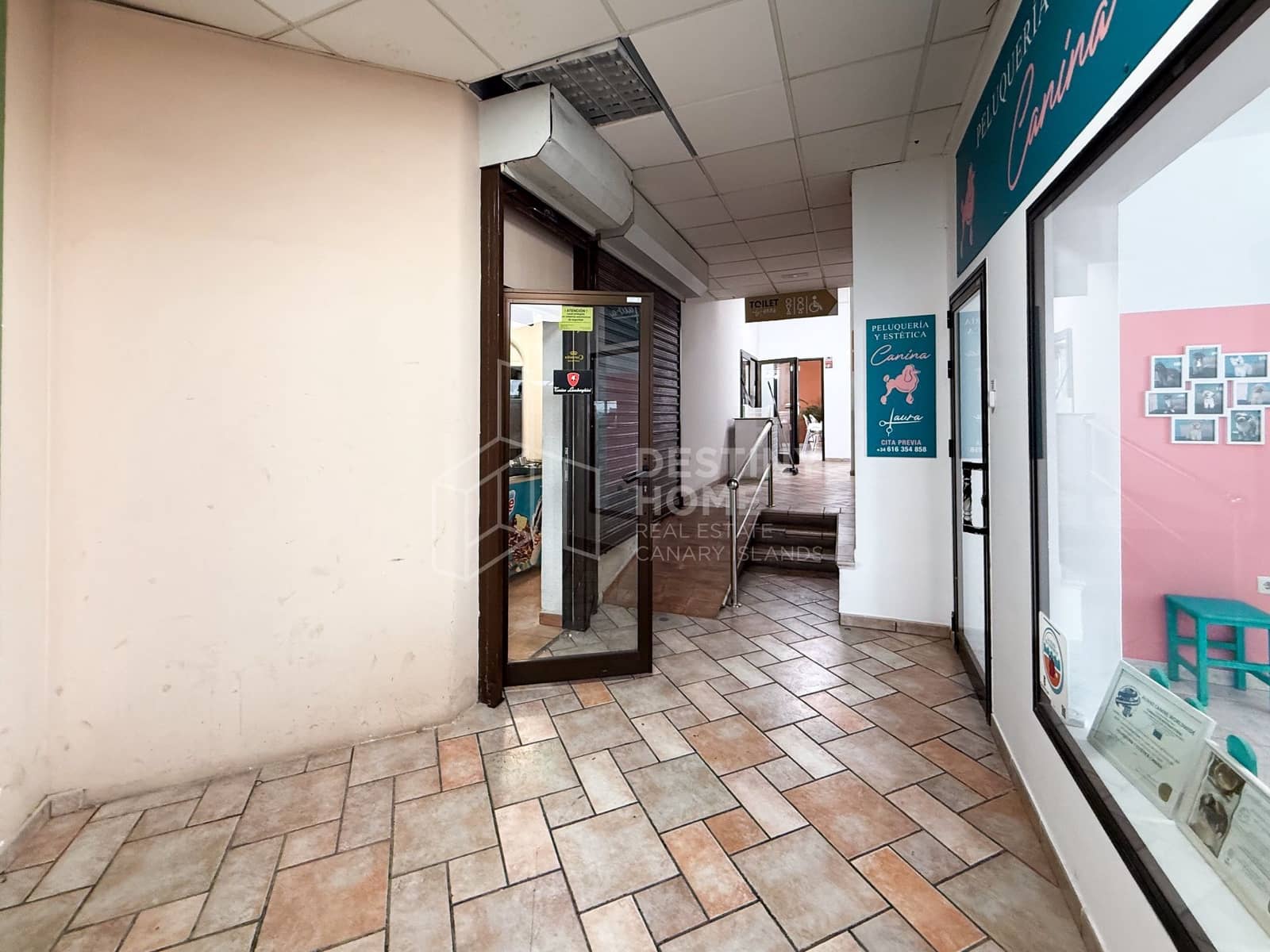 1 bedroom Commercial for sale in Corralejo - € 90,000 (Ref: 10118815)