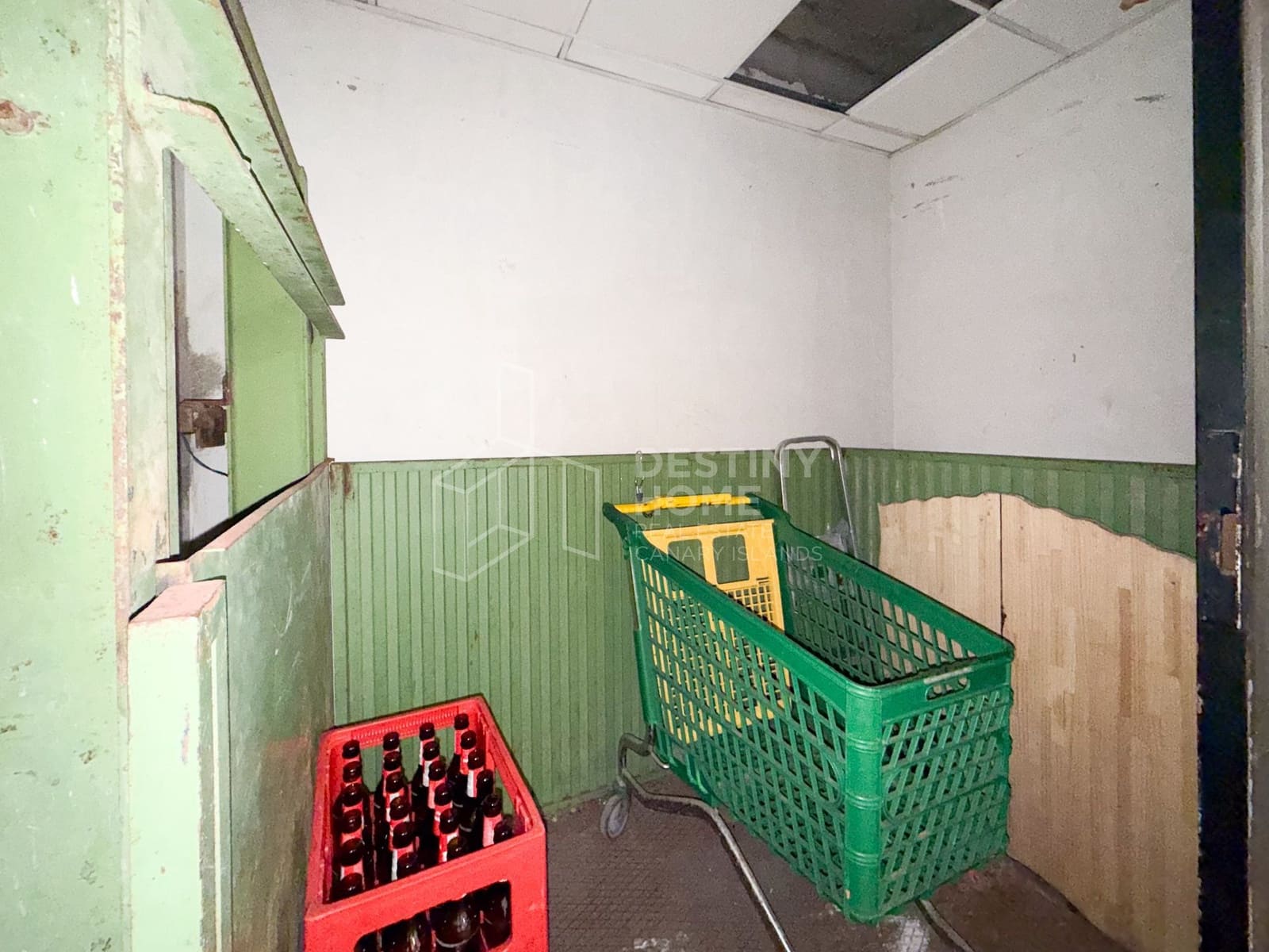 1 bedroom Commercial for sale in Corralejo - € 90,000 (Ref: 10118815)