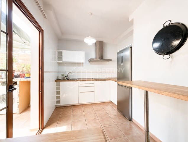 3 quarto Casa em Banda para venda em La Oliva com garagem - 235 000 € (Ref: 10123492)