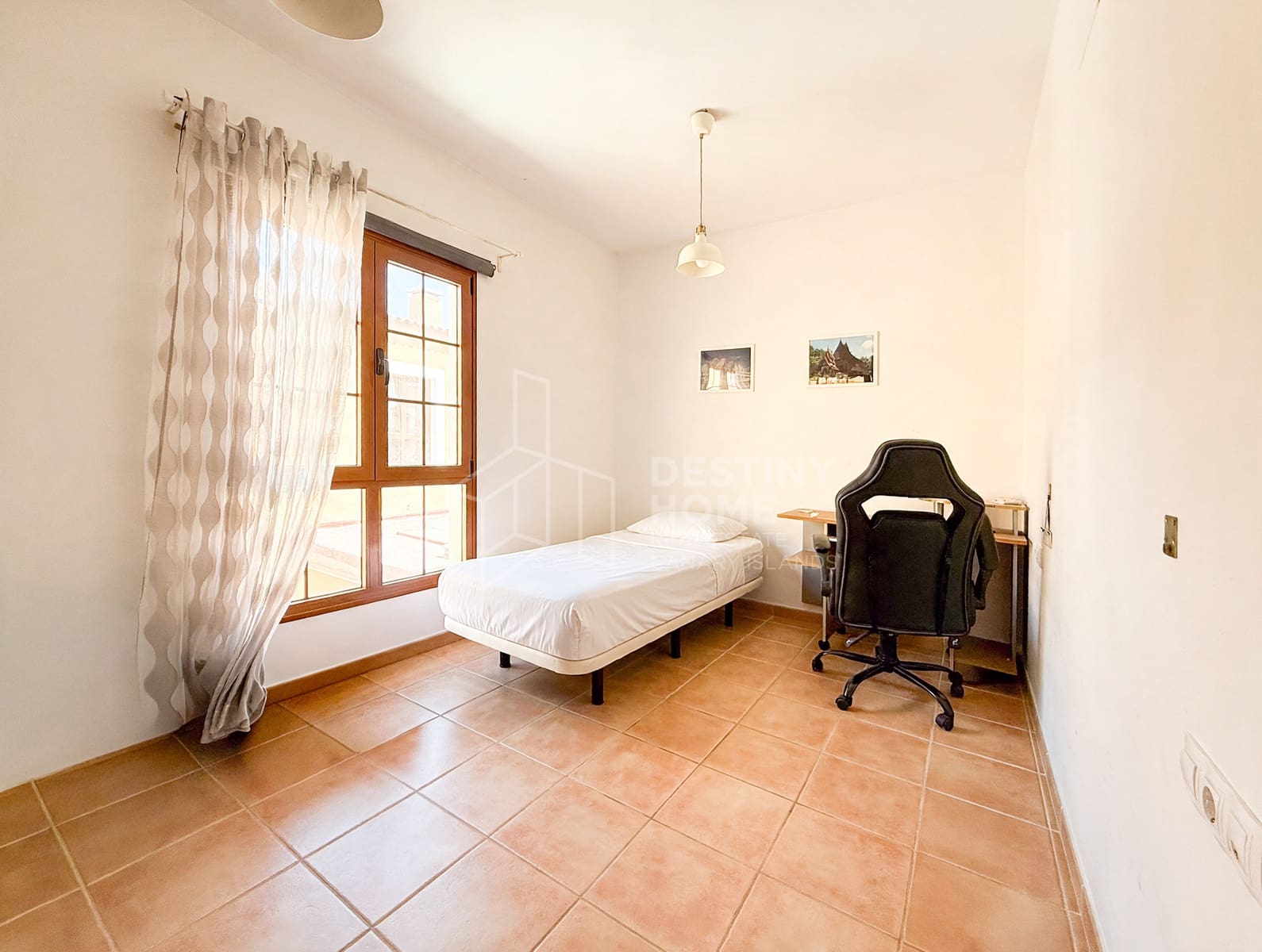 3 bedroom Townhouse for sale in La Oliva with garage - € 235,000 (Ref: 10123492)
