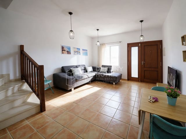 3 quarto Casa em Banda para venda em La Oliva com garagem - 235 000 € (Ref: 10123492)
