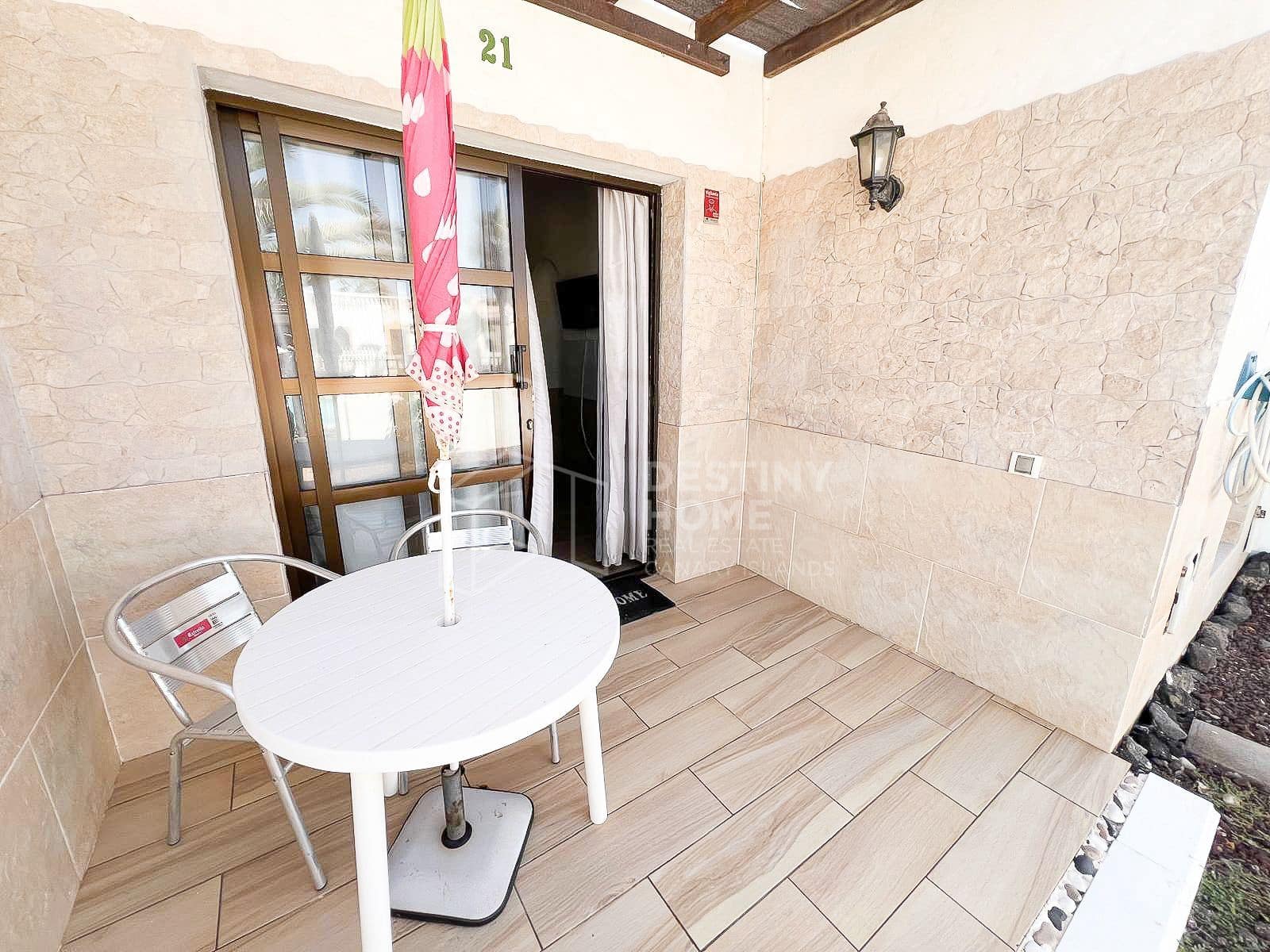 1 slaapkamer Appartement te koop in Costa de Antigua met zwembad - € 150.000 (Ref: 10128111)