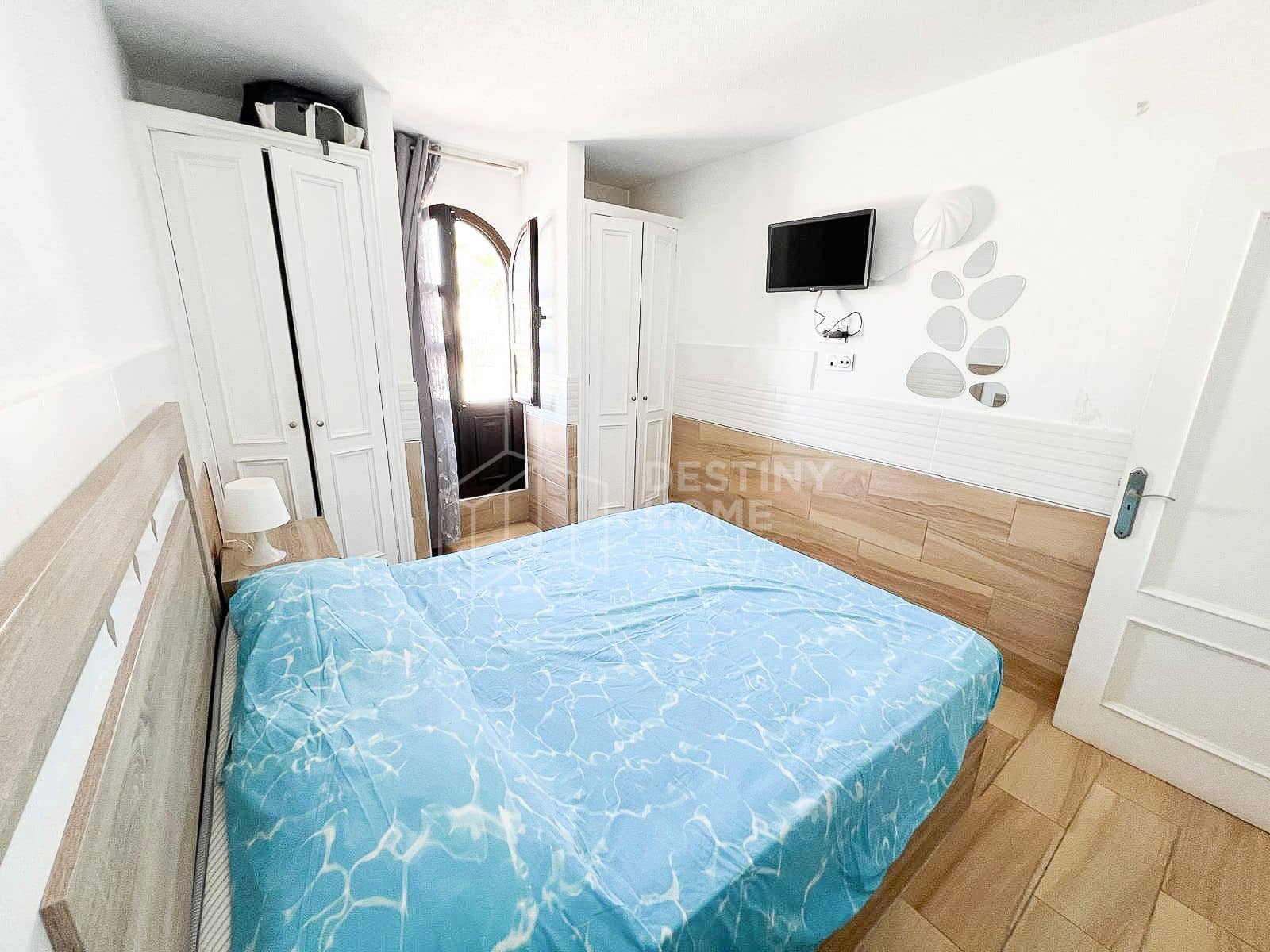 1 slaapkamer Appartement te koop in Costa de Antigua met zwembad - € 150.000 (Ref: 10128111)