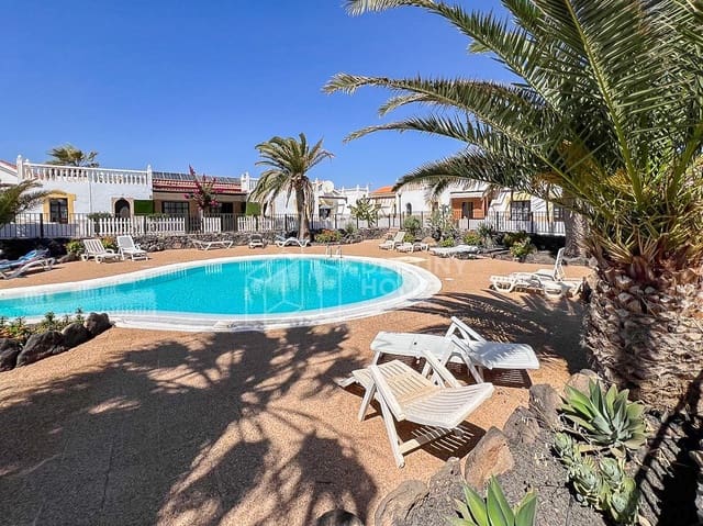 1 slaapkamer Appartement te koop in Costa de Antigua, Antigua met zwembad - € 150.000 (Ref: 10128111)