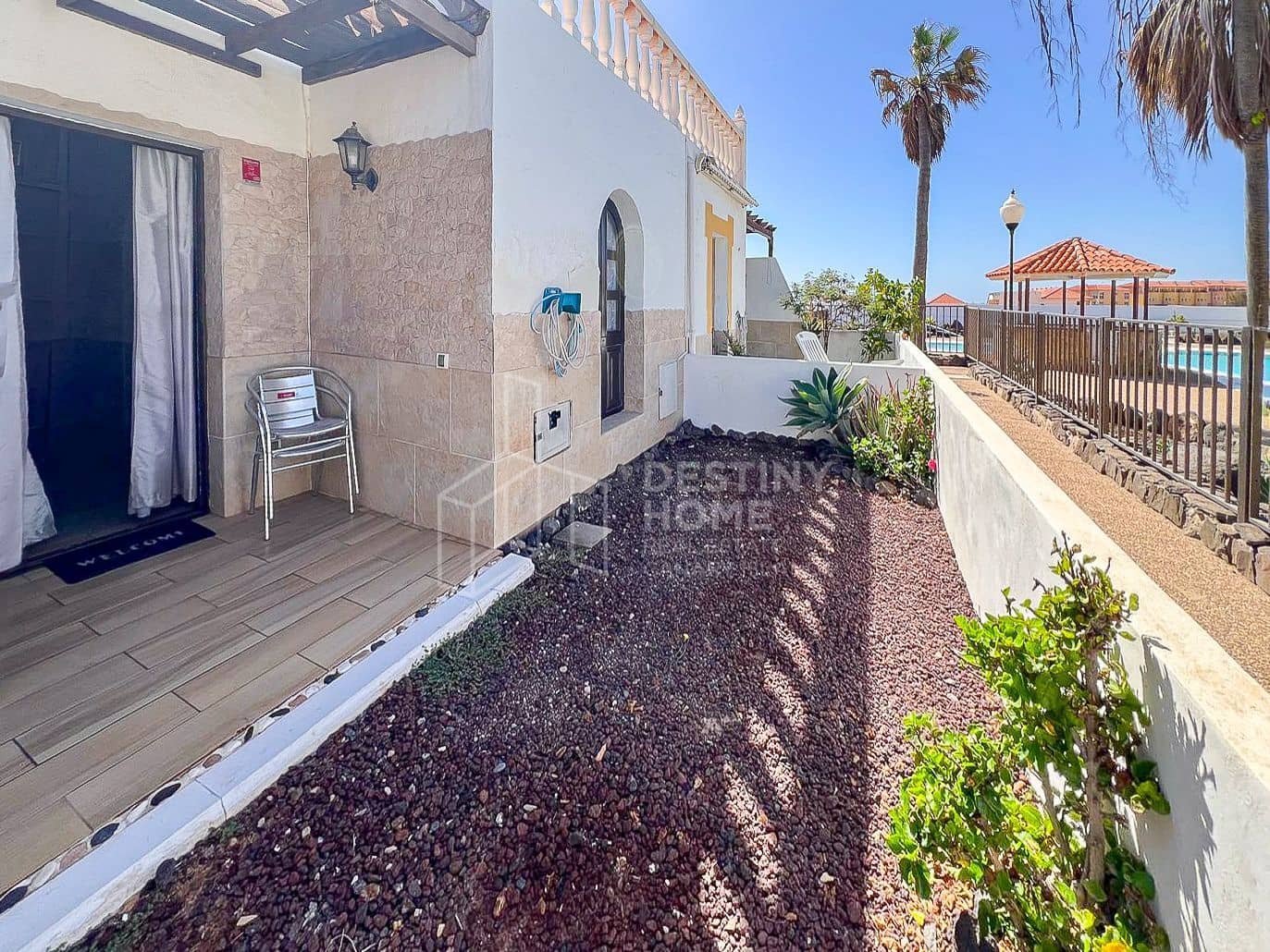 1 slaapkamer Appartement te koop in Costa de Antigua met zwembad - € 150.000 (Ref: 10128111)