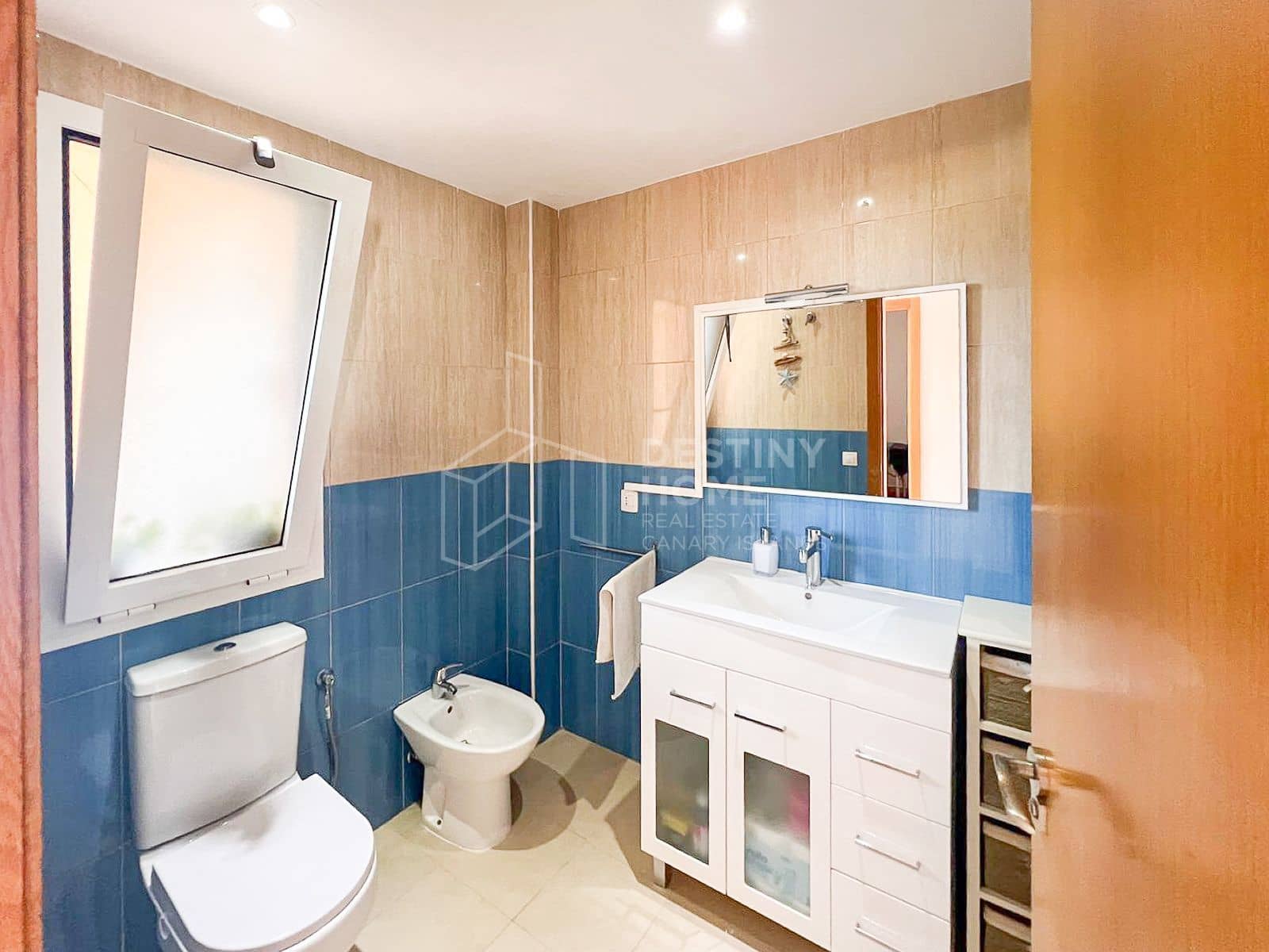 2 sovrum Lägenhet till salu i Corralejo med pool garage - 295 000 € (Ref: 10131278)