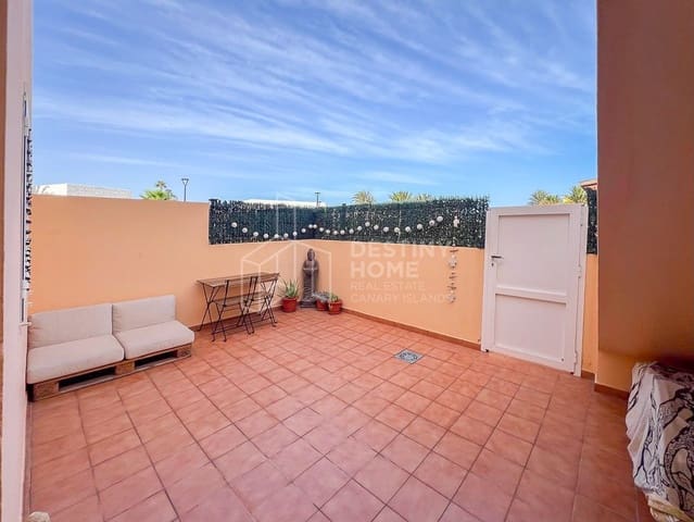 2 sypialnia Apartament na sprzedaż w Corralejo, La Oliva z basenem garażem - 295 000 € (Ref: 10131278)