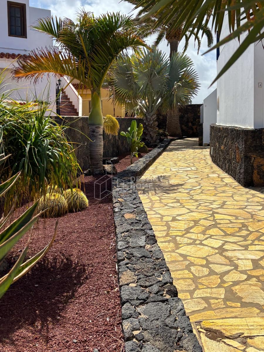 6 sovrum Villa till salu i Corralejo med pool - 1 600 000 € (Ref: 10135730)