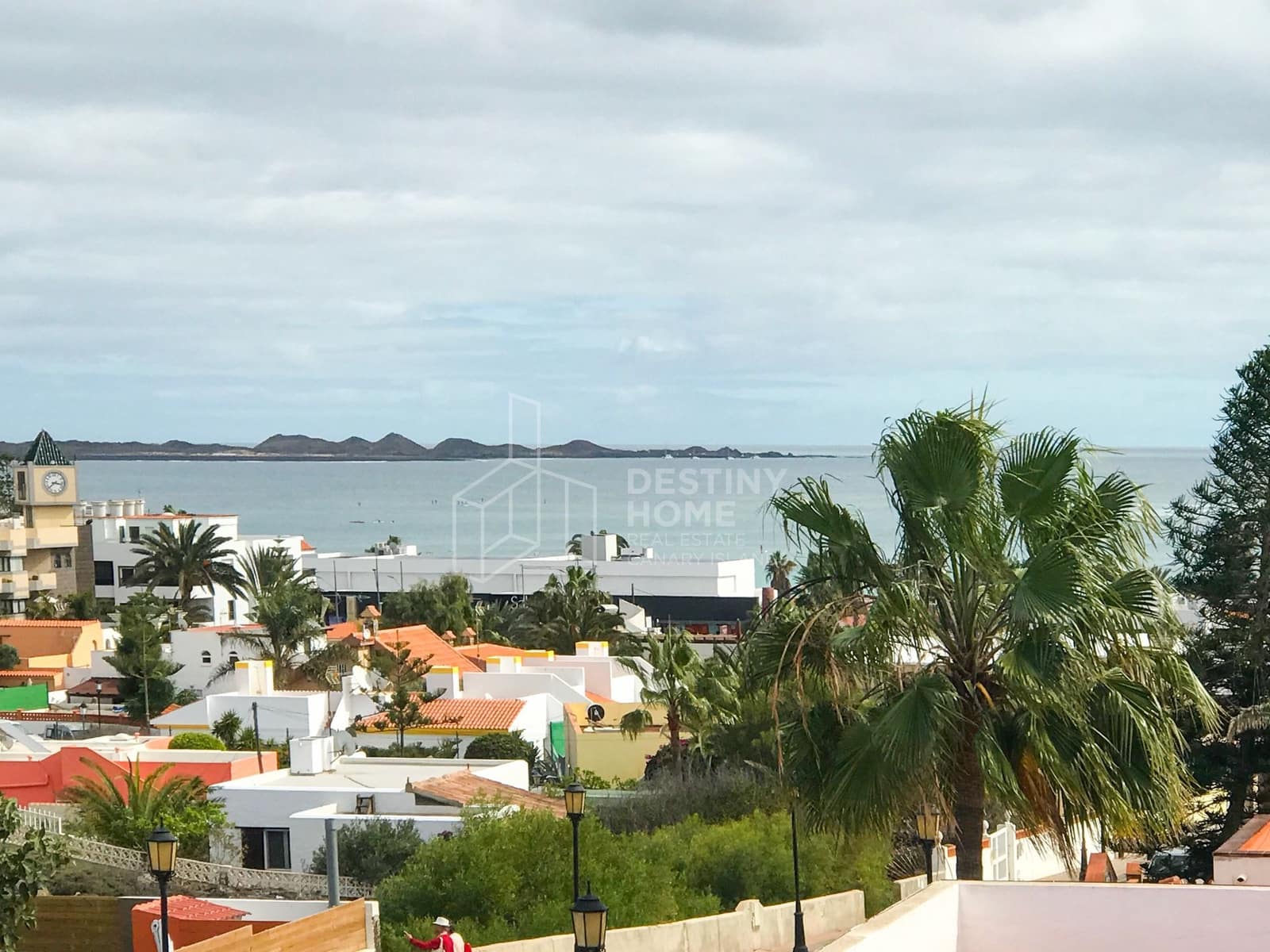 6 sovrum Villa till salu i Corralejo med pool - 1 600 000 € (Ref: 10135730)