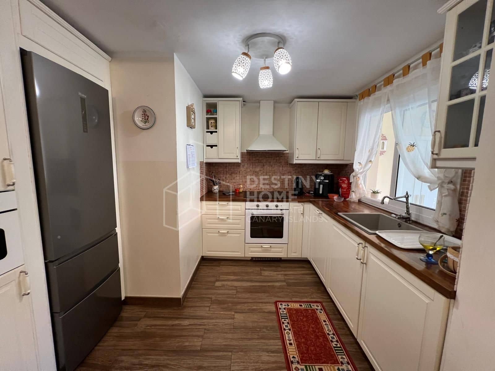 2 sypialnia Apartament na sprzedaż w Corralejo z basenem garażem - 340 000 € (Ref: 10139206)