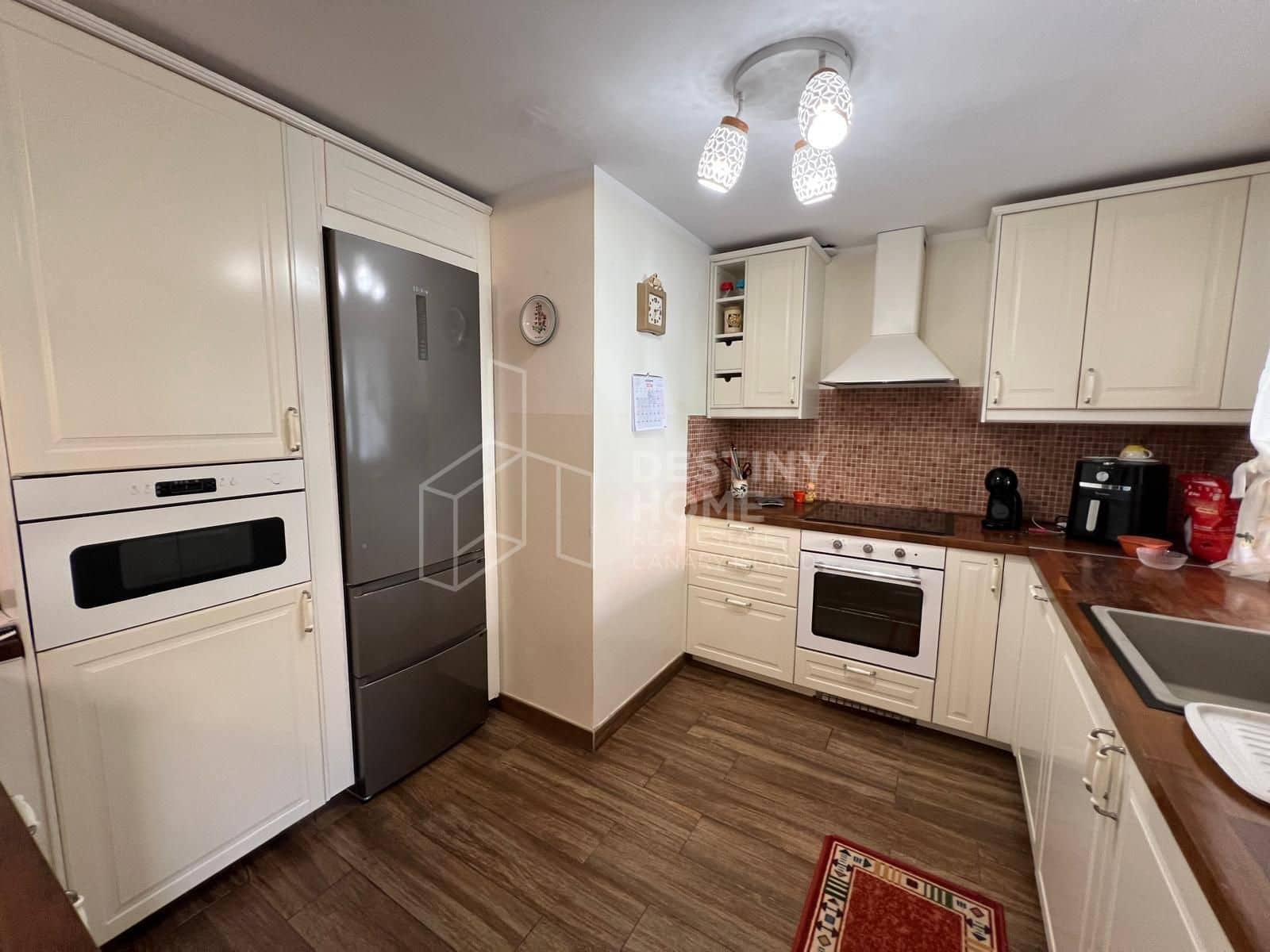2 sypialnia Apartament na sprzedaż w Corralejo z basenem garażem - 340 000 € (Ref: 10139206)