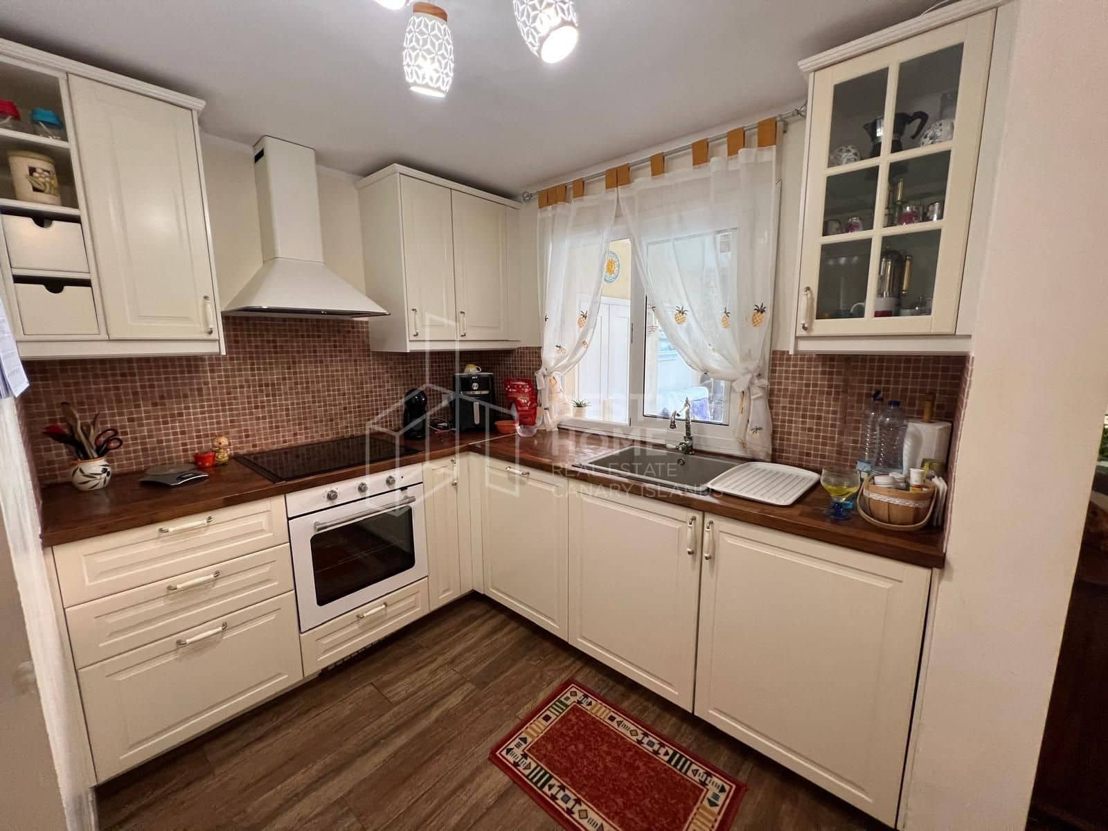 2 sypialnia Apartament na sprzedaż w Corralejo z basenem garażem - 340 000 € (Ref: 10139206)