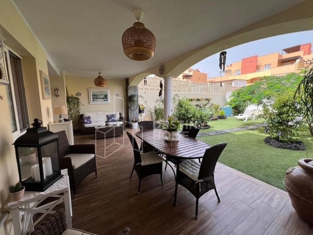 2 sypialnia Apartament na sprzedaż w Corralejo, La Oliva z basenem garażem - 340 000 € (Ref: 10139206)