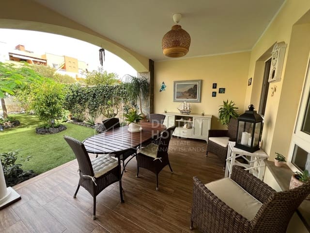 2 sypialnia Apartament na sprzedaż w Corralejo, La Oliva z basenem garażem - 340 000 € (Ref: 10139206)