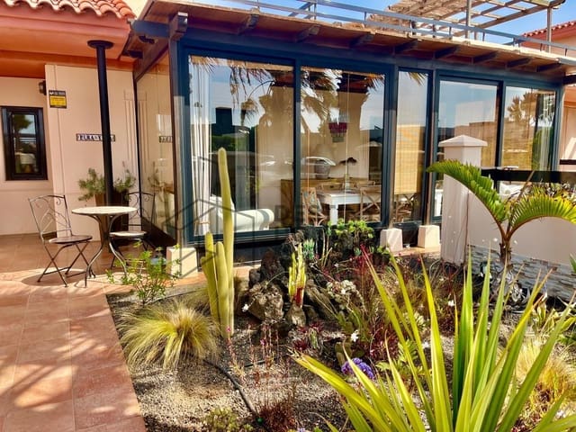 2 camera da letto Villetta Bifamiliare in vendita in Lajares, La Oliva con piscina garage - 329.000 € (Rif: 10139207)