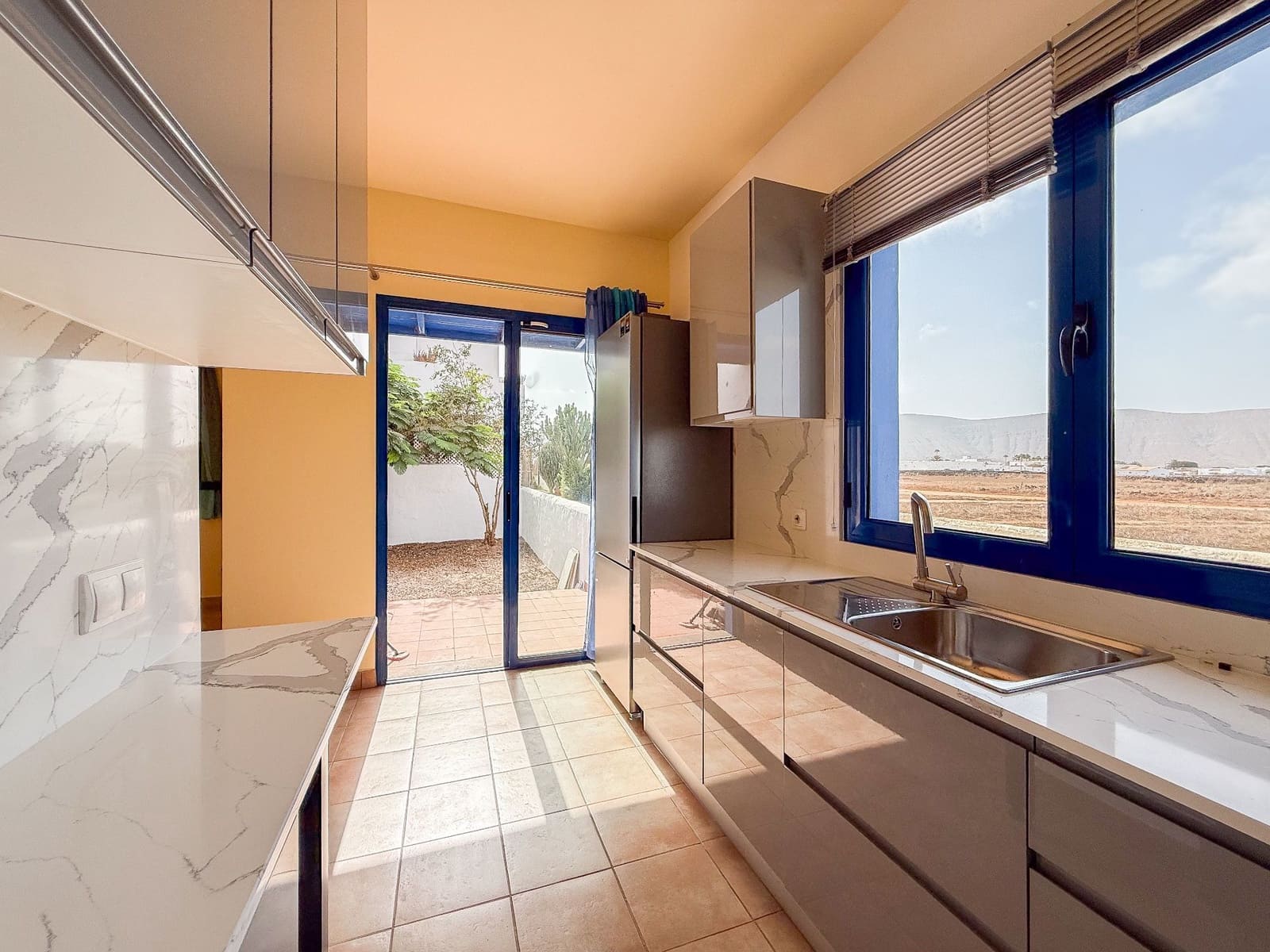 2 soverom Kjedet enebolig til salgs i La Oliva med garasje - € 235 000 (Ref: 10146302)