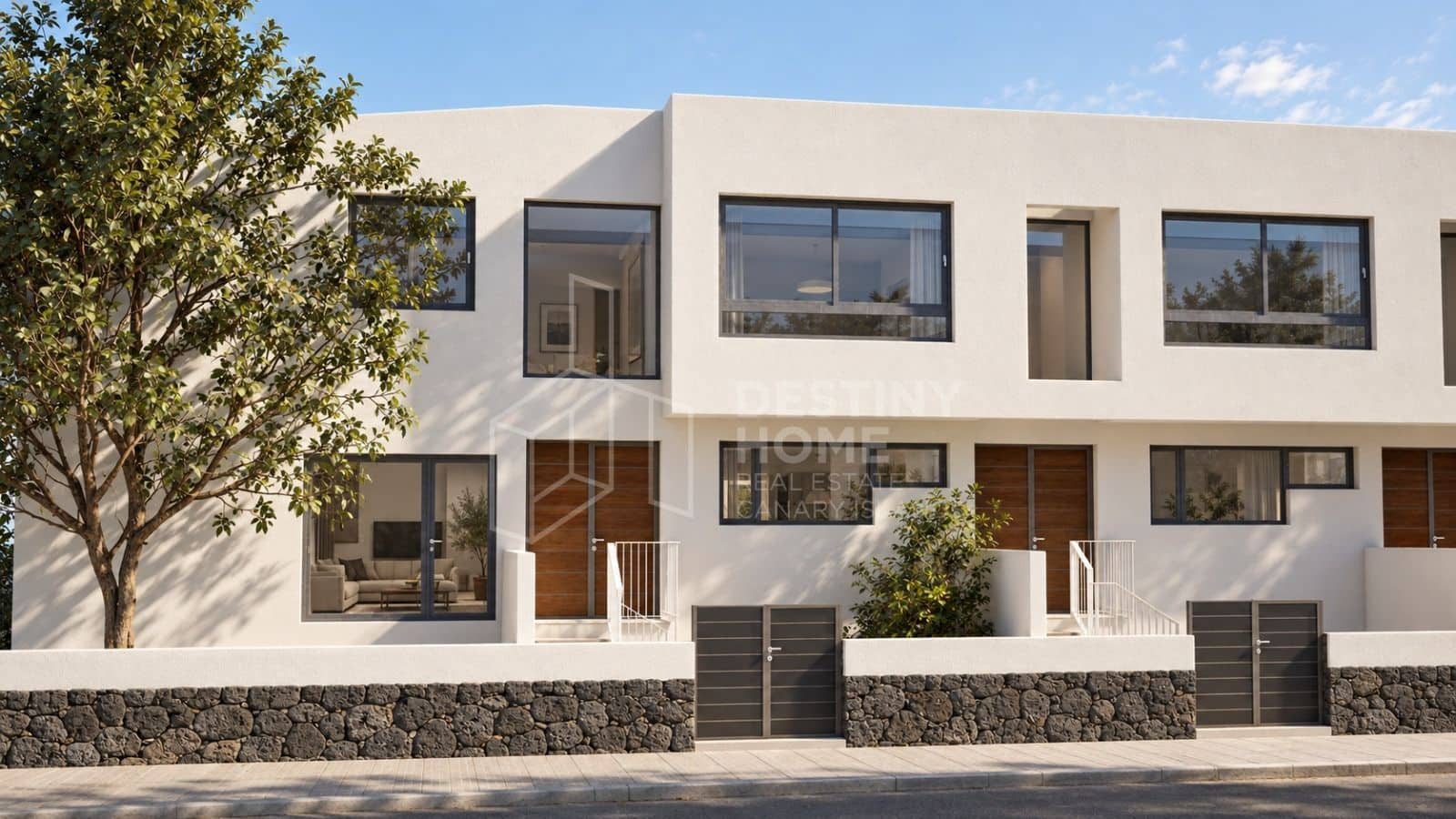 4 bedroom Townhouse for sale in Puerto del Rosario with garage - € 290,000 (Ref: 10161039)