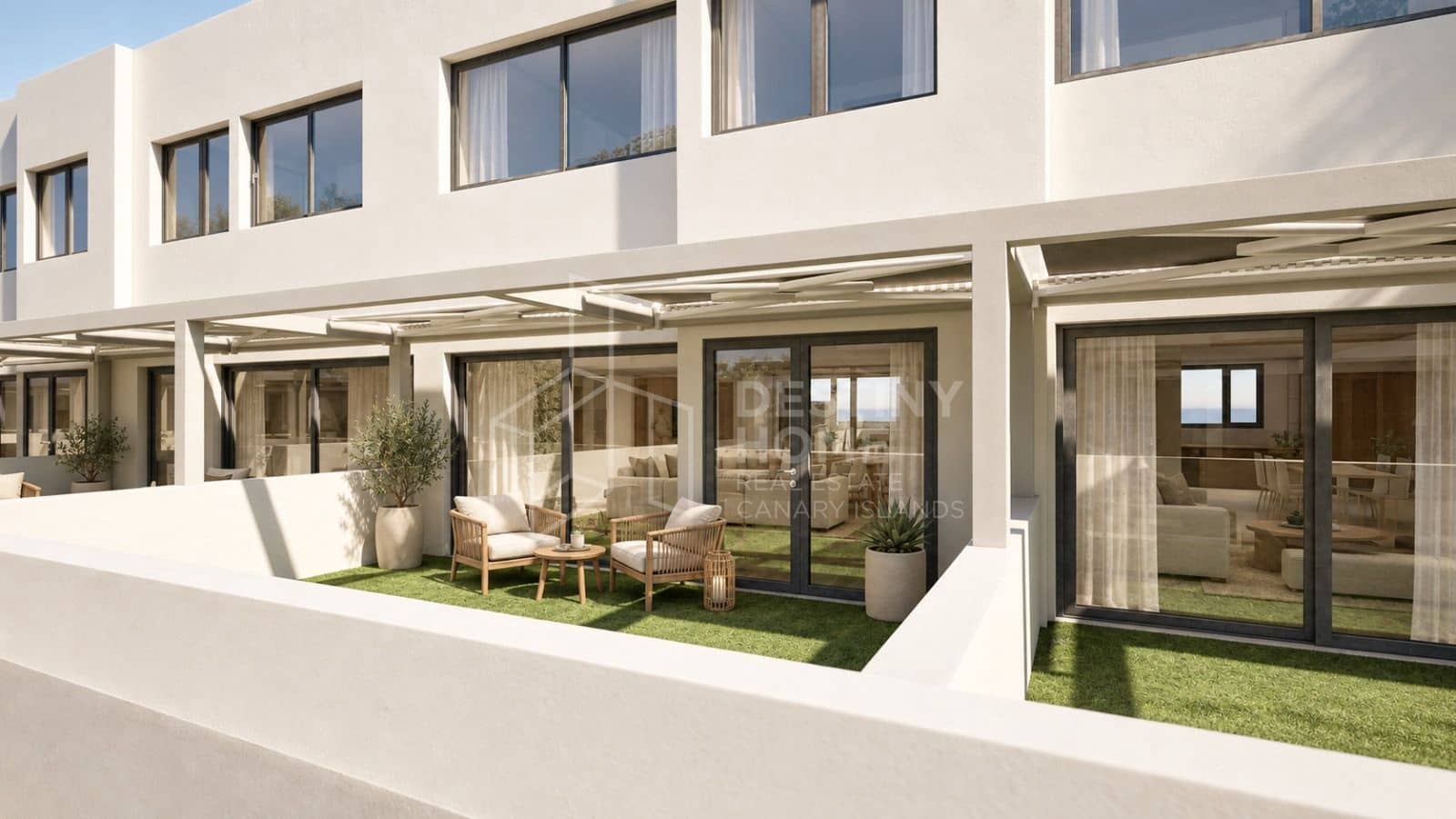 4 bedroom Townhouse for sale in Puerto del Rosario with garage - € 290,000 (Ref: 10161039)