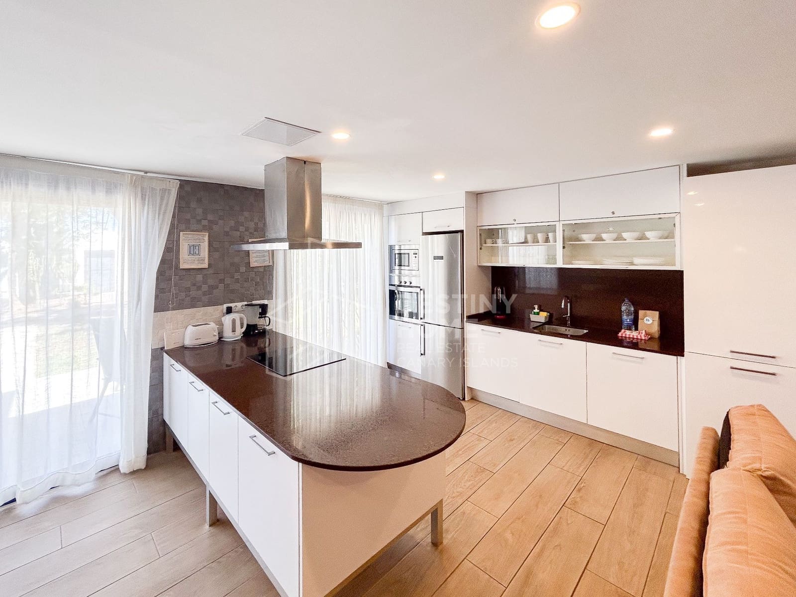 2 sypialnia Apartament na sprzedaż w Corralejo z basenem - 349 000 € (Ref: 10164229)