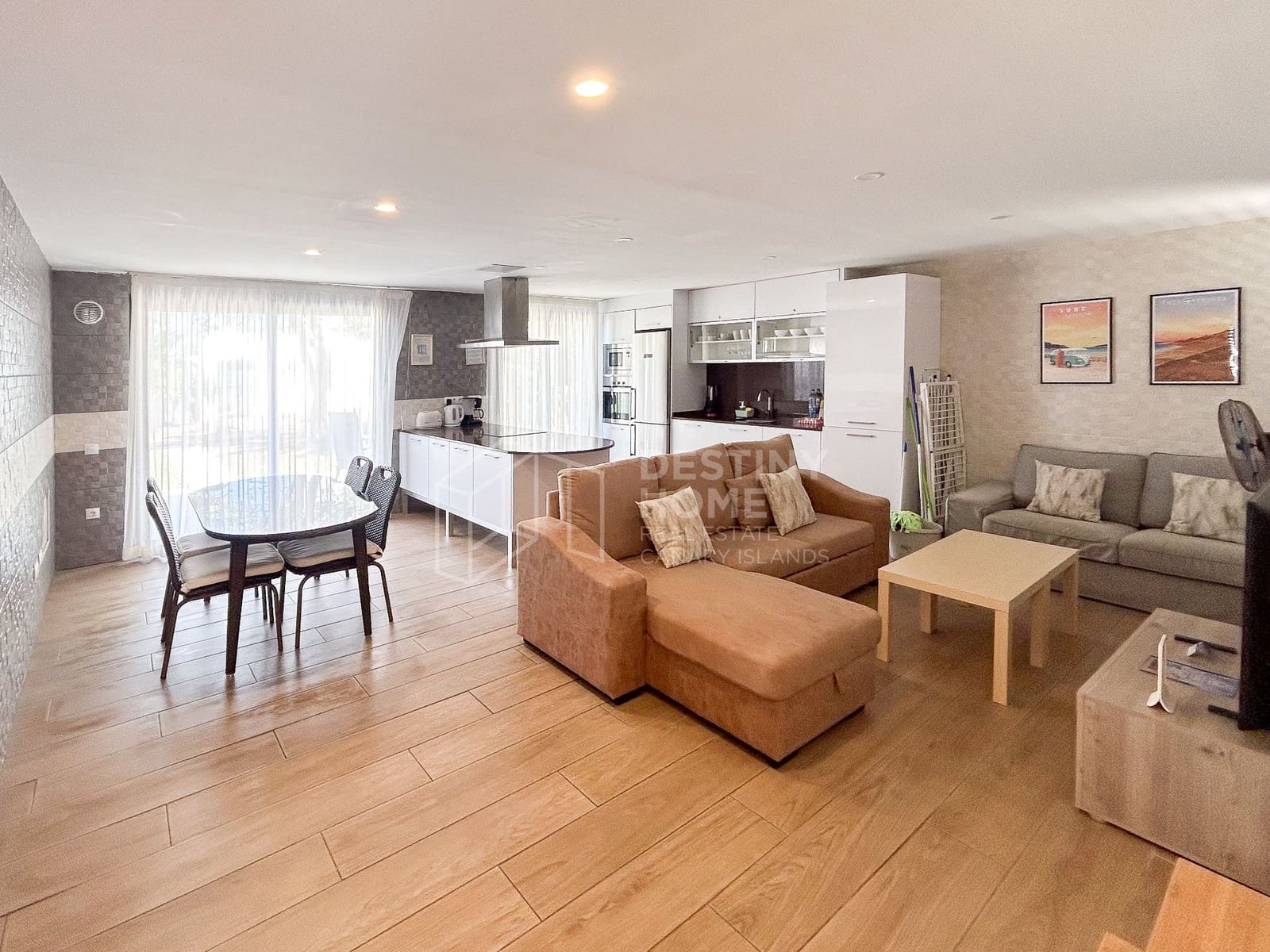 2 sypialnia Apartament na sprzedaż w Corralejo z basenem - 349 000 € (Ref: 10164229)