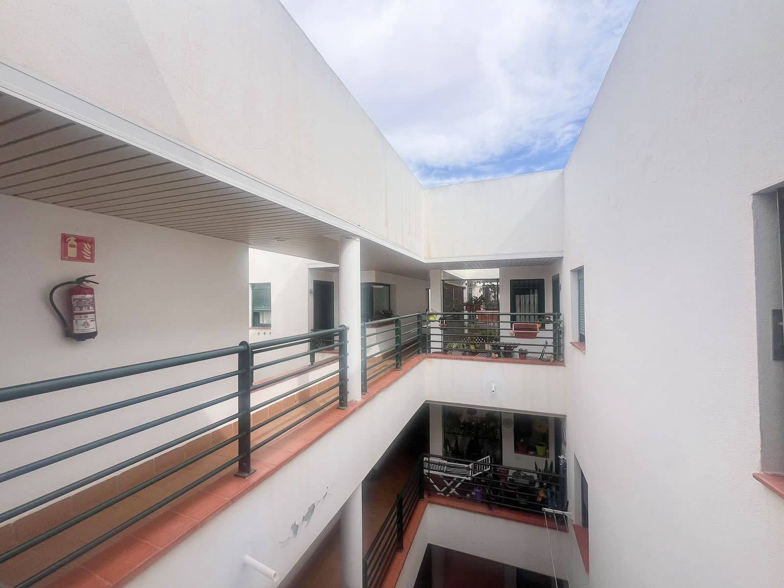 3 bedroom Flat for sale in Gran Tarajal with garage - € 235,000 (Ref: 10168245)