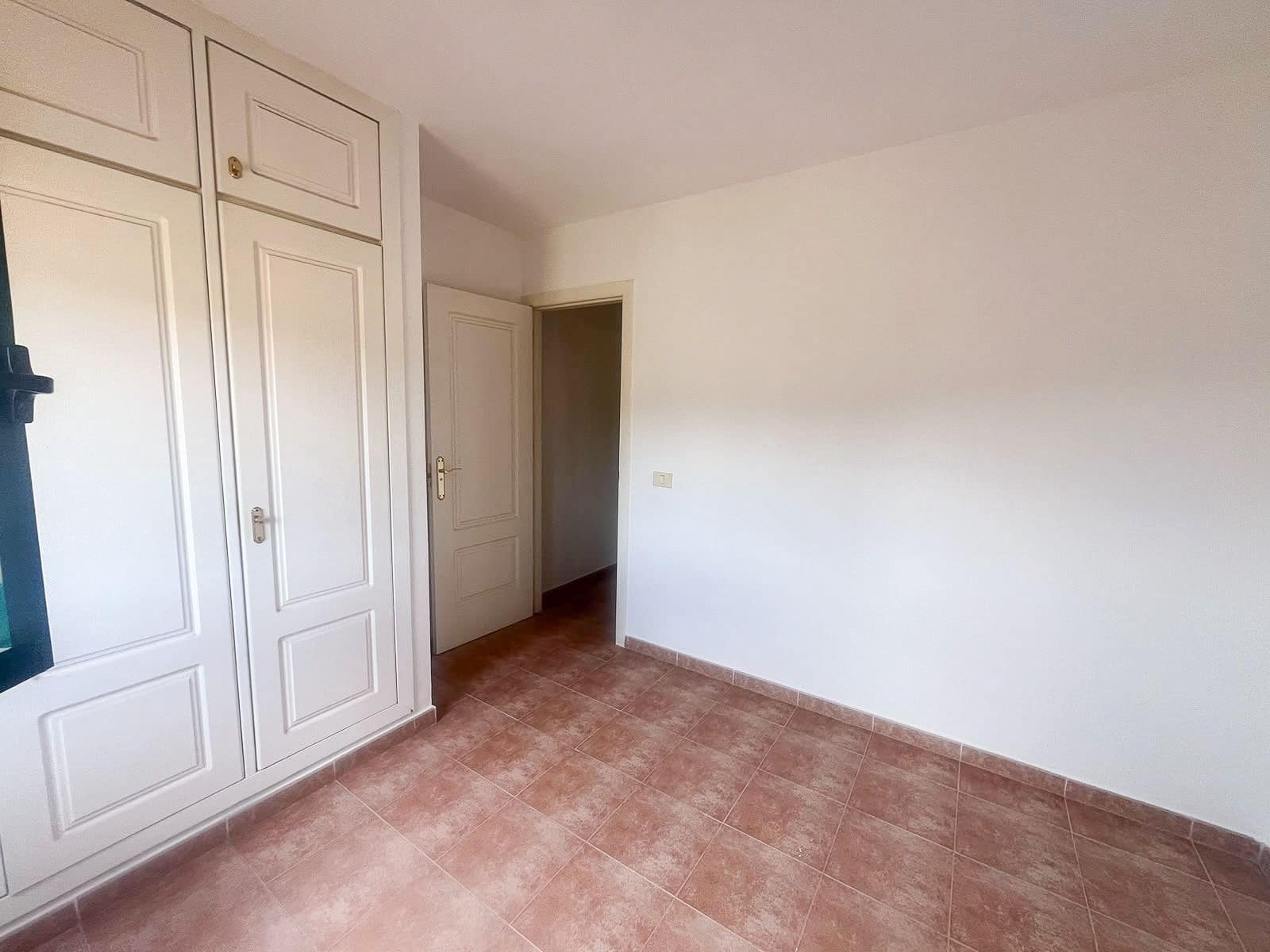 3 bedroom Flat for sale in Gran Tarajal with garage - € 235,000 (Ref: 10168245)