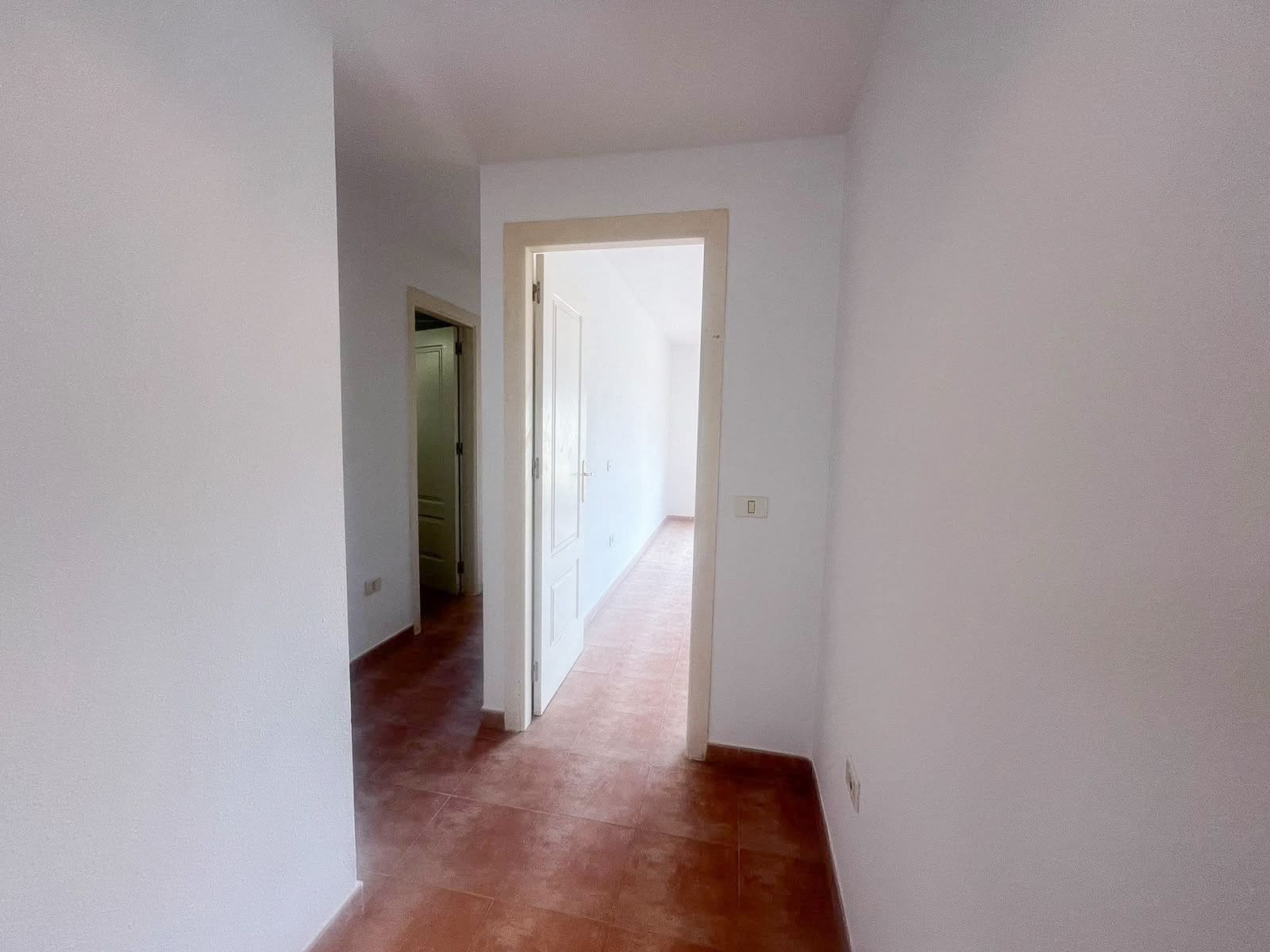 3 bedroom Flat for sale in Gran Tarajal with garage - € 235,000 (Ref: 10168245)
