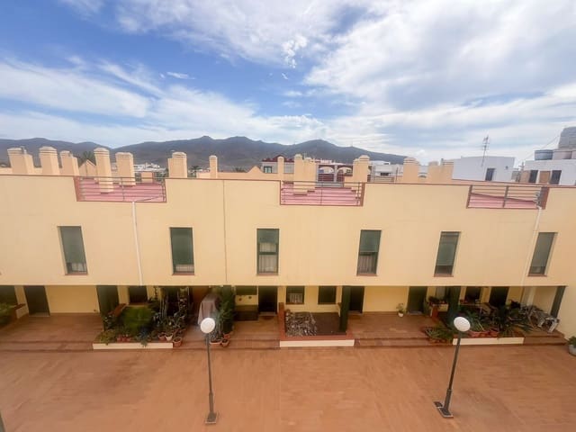 3 soveværelse Lejlighed til salg i Gran Tarajal, Tuineje med garage - € 235.000 (Ref: 10168245)