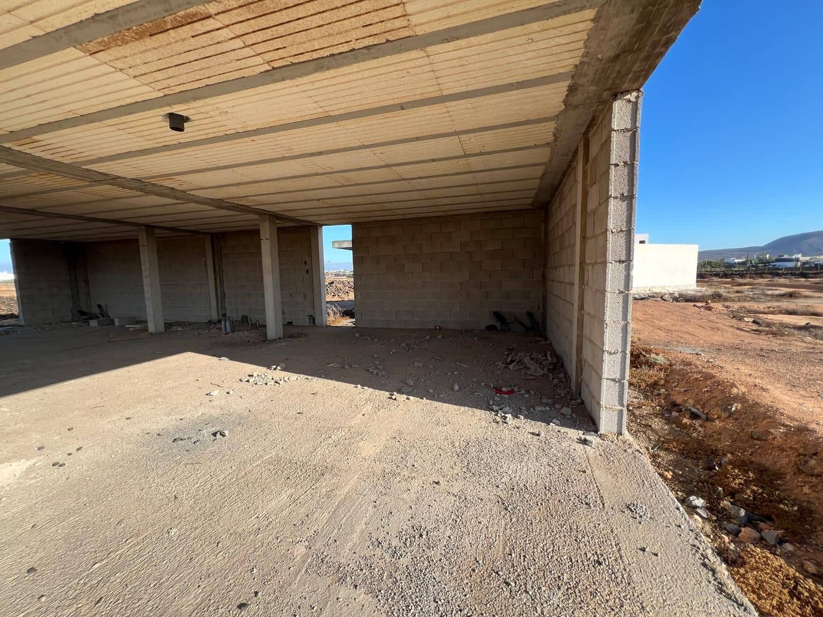 1 quarto Comercial para arrendar em Lajares - 2 500 € (Ref: 10173332)
