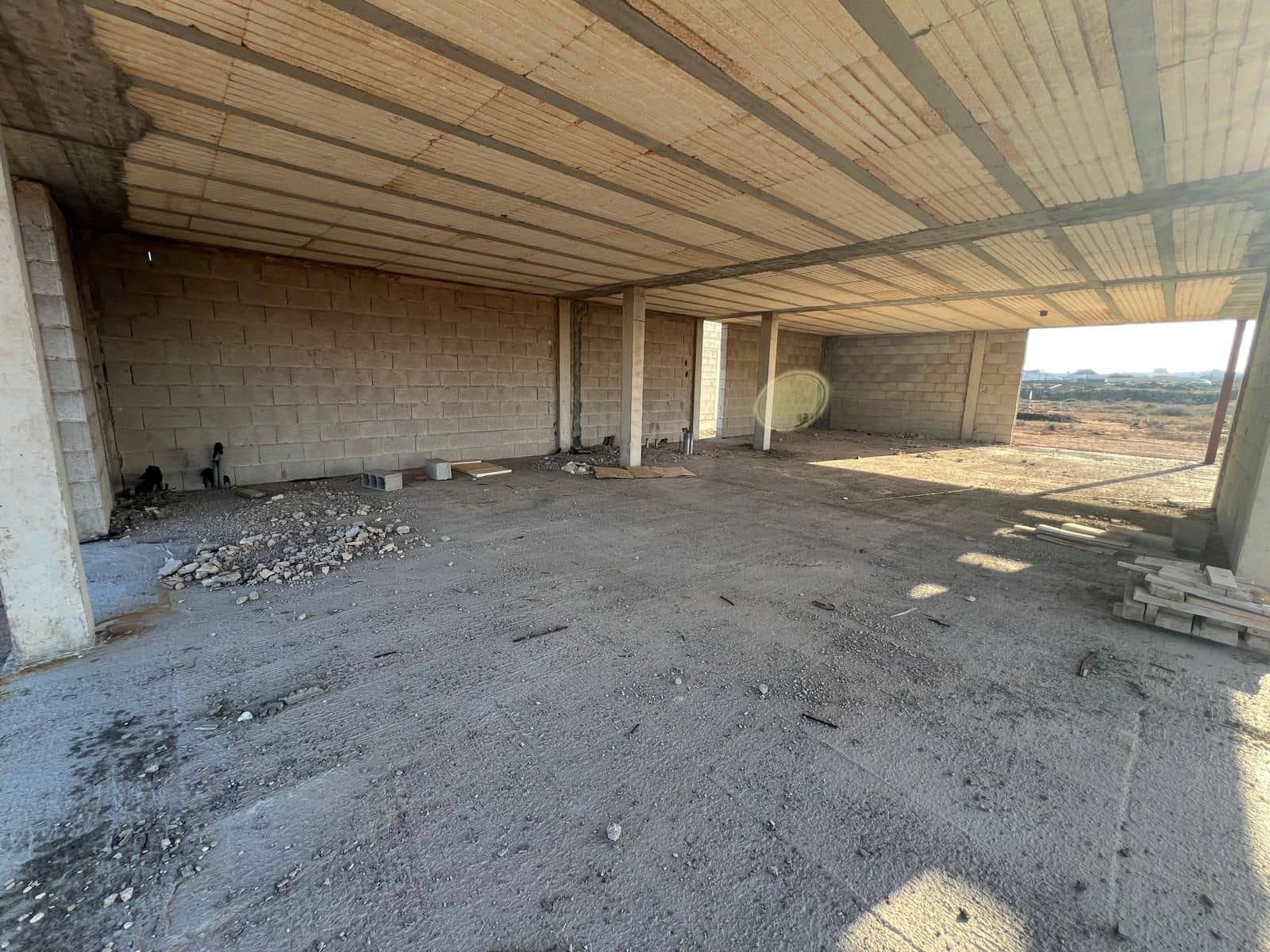 1 quarto Comercial para arrendar em Lajares - 2 500 € (Ref: 10173332)