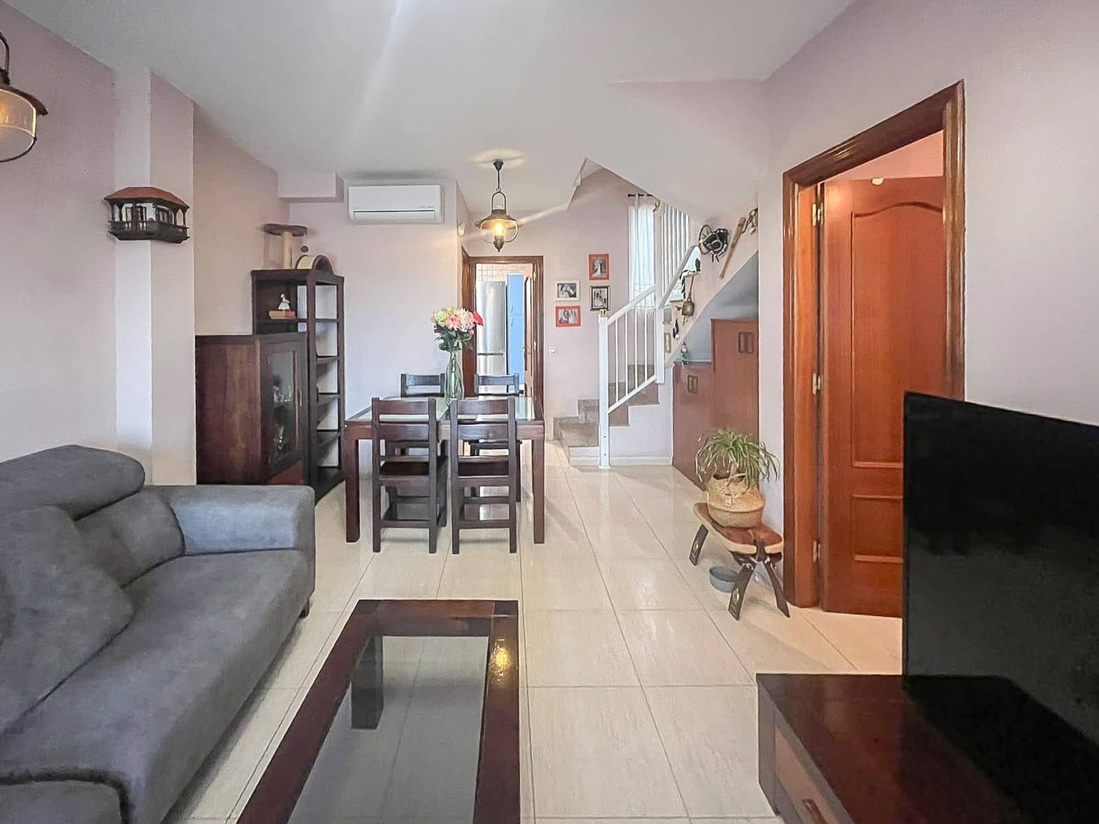 3 sovrum Semi-fristående Villa till salu i Puerto del Rosario med garage - 260 000 € (Ref: 10173333)