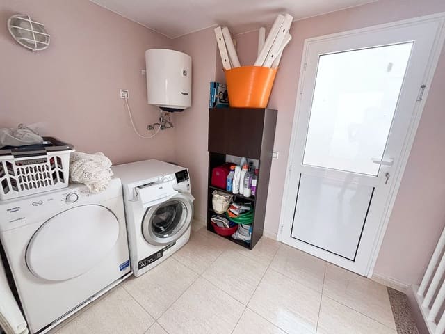 3 soverom Kjedet enebolig til salgs i Puerto del Rosario med garasje - € 260 000 (Ref: 10173333)