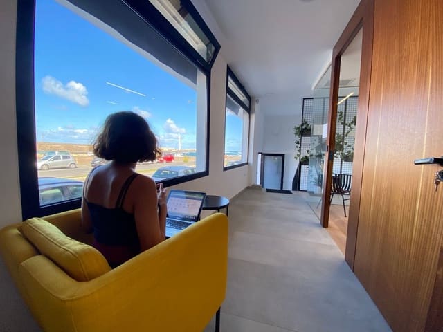 Office for rent in Corralejo, La Oliva - € 500 (Ref: 6242466)