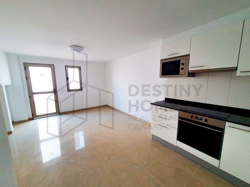 3 bedroom Villa for sale in Puerto del Rosario with garage - € 315,000 (Ref: 6496442)