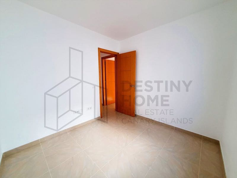 3 bedroom Villa for sale in Puerto del Rosario with garage - € 315,000 (Ref: 6496442)